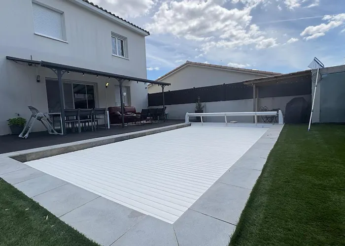 Prestige Piscine, Barbecue, Clim, Jardin Prosconciergerie